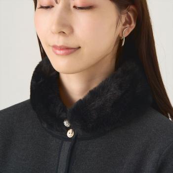 ブラック