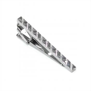 ガンメタリック